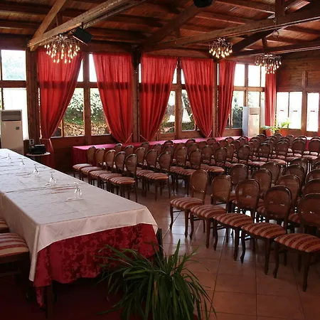 Agriturismo Antico Leccio